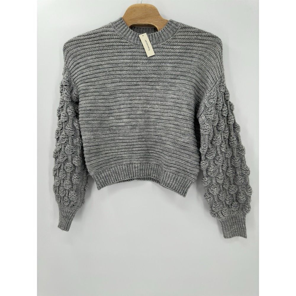 Francesca's Harper Heritage Gray Bubble Sleeve Textured Sweater Size Large NEW‎